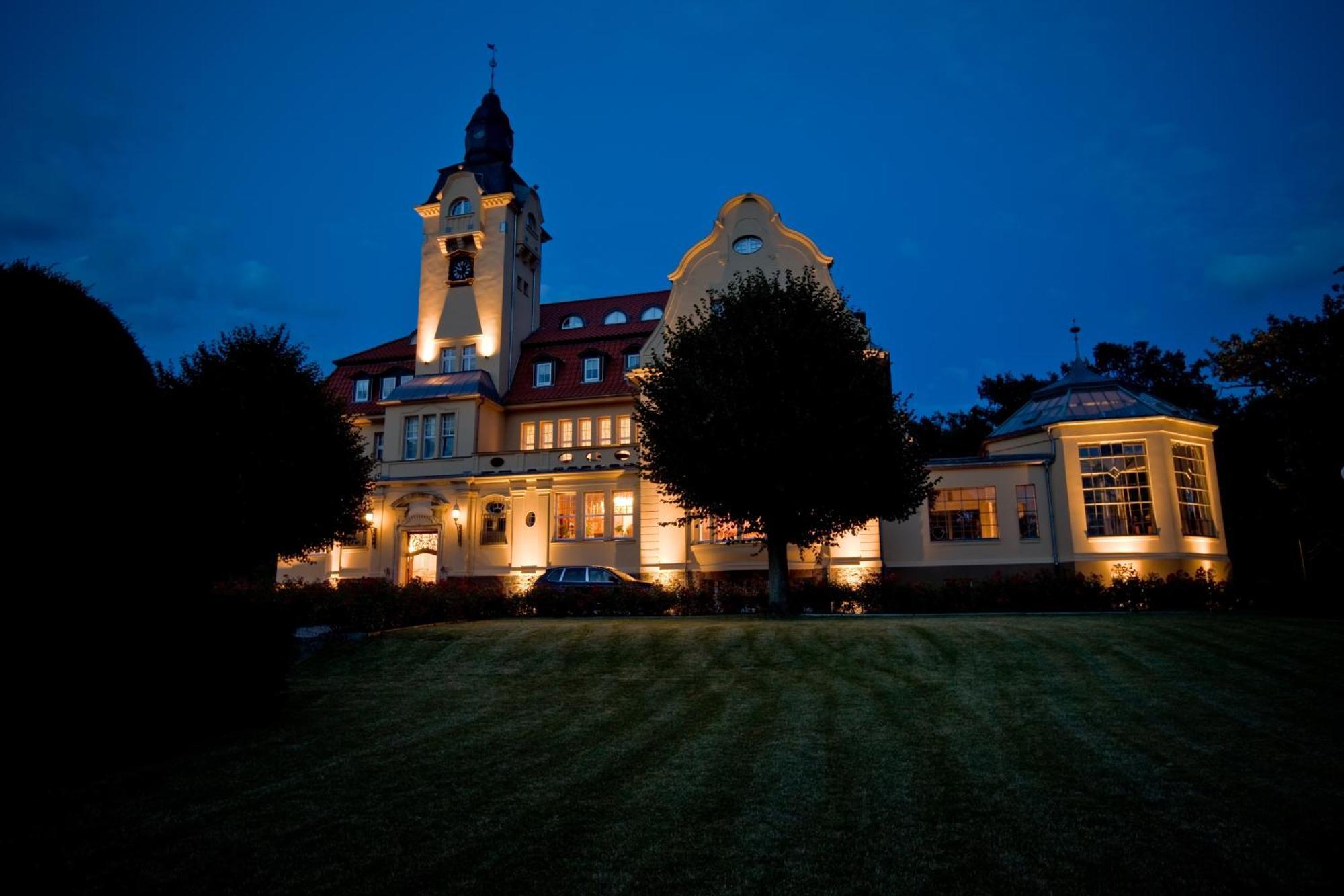 Bernsteinschloss Wendorf  Экстерьер фото