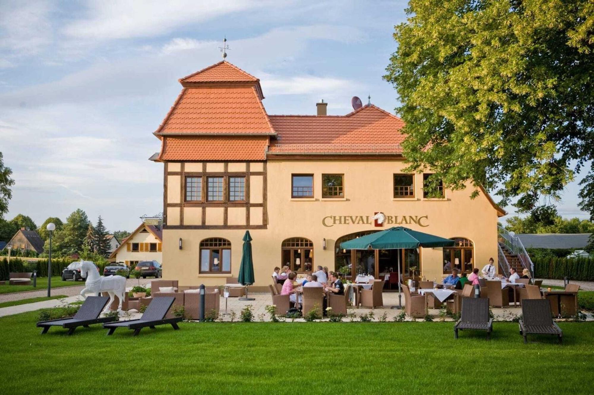 Bernsteinschloss Wendorf  Экстерьер фото